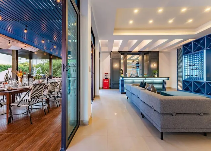 Ideal For Groups, Rooftop, Bbq, Walk To Reforma