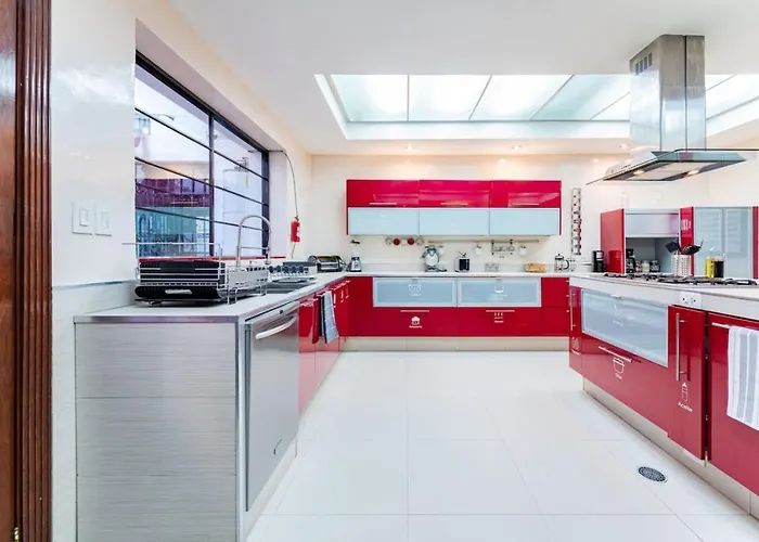 Ideal For Groups, Rooftop, Bbq, Walk To Reforma Сasa de vacaciones