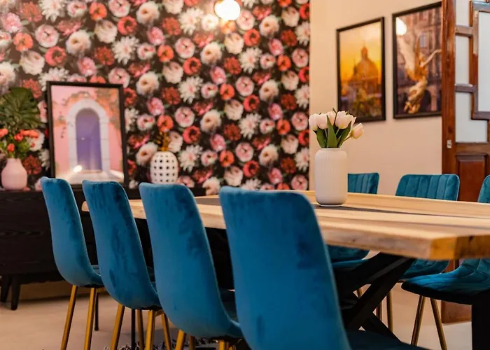 Сasa de vacaciones Ideal For Groups, Rooftop, Bbq, Walk To Reforma *