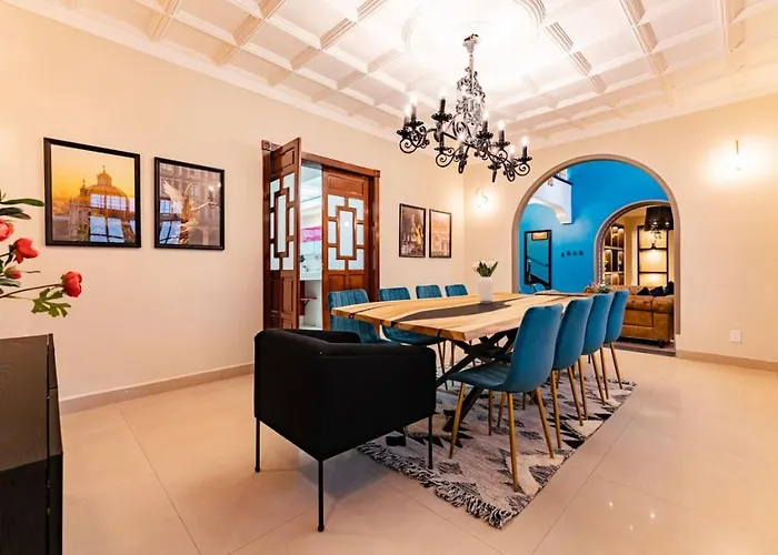 Ideal For Groups, Rooftop, Bbq, Walk To Reforma
